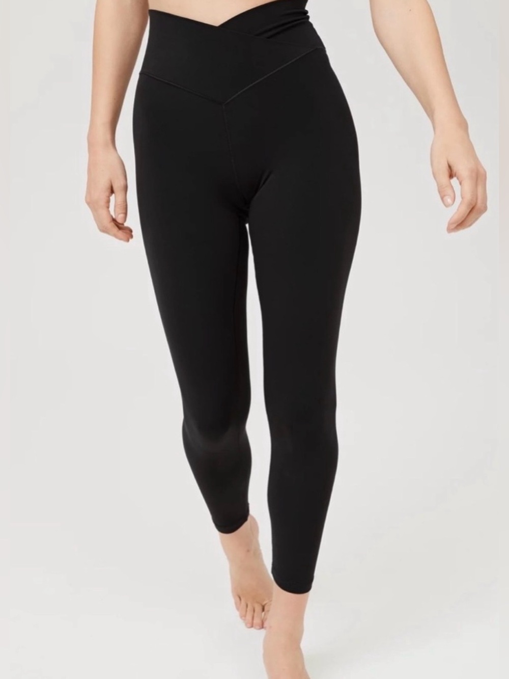 Aerie High-Rise Crossover Leggings Black, size S, like new!